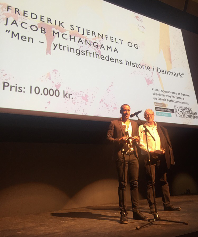 Frederik Stjernfelt har modtaget Blixenprisen for årets indsats for ytringsfriheden